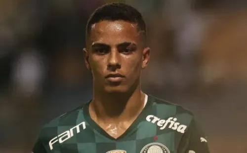 Giovani também é um dos destaques da base do Palmeiras     (Foto: Ettore Chiereguini/AGIF)