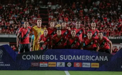 Foto: (Flickr Oficial Atlético Goianiense/Bruno Corsino/ACG) – O Atlético-GO espera chegar ainda mais longe na Sula desta temporada