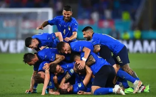 (Photo by Claudio Villa/Getty Images)