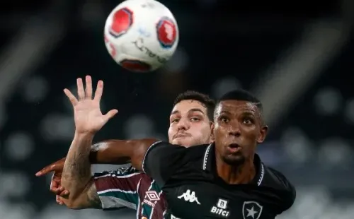 Foto: Vitor Silva/Botafogo – Kanu (foto) deve finalizar sua renovação no Botafogo até o fim da semana