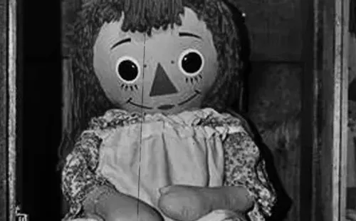 Annabelle foi captura nos anos 1960 (Reprodução/Youtube)