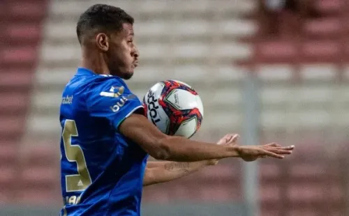 Foto: Fernando Moreno/AGIF – Adriano e Cruzeiro iniciam conversas para renovar contrato