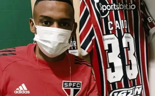 Caio já estreou nos profissionais (Foto: Twitter oficial do São Paulo FC)