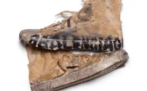 Imagem: Reprodução/Site oficial daBalenciaga