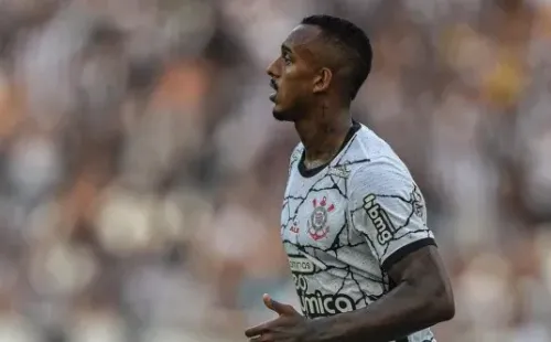 Raul Gustavo voltou a ser utilizado no Corinthians (Foto: Thiago Ribeiro/AGIF)