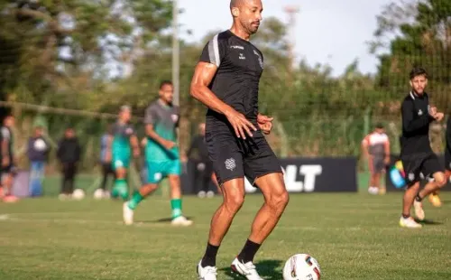 Foto: (Flickr Oficial Figueirense/Patrick Floriani/FFC) – Contratado em abril, Kadu pode fazer sua estreia no Figueirense neste sábado (21)