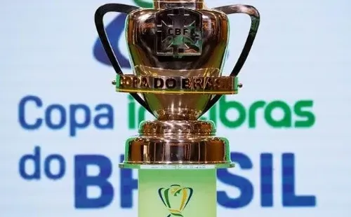 Lucas Figueiredo/CBF/ A tão sonhada taça da Copa do Brasil, almejada por 16 times que disputam as oitavas de final.
