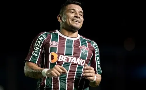 Pineida não tem convencido no Fluminense (Foto: Jorge Rodrigues/AGIF)