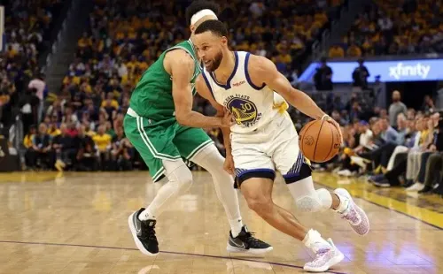 Curry terminou como cestinha do jogo 1. Créditos: Getty Images