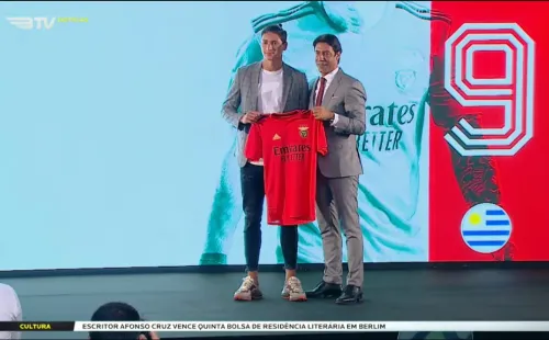 Foto: Sport Lisboa e Benfica/YouTube – Darwin Núnez deve vestir outra camisa vermelha na próxima temporada