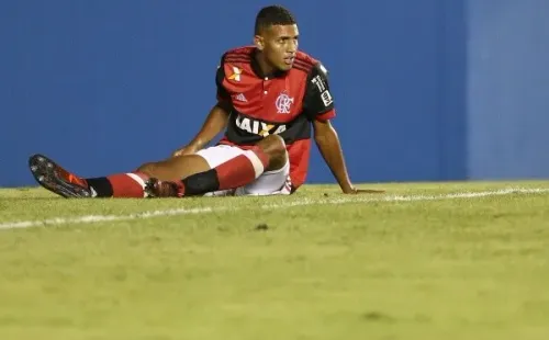 Foto:Marcello Zambrana/AGIF | Vinicius Souza pode render bolada ao Flamengo