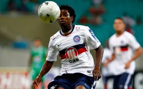 Foto: Felipe Oliveira/AGIF – Adriano Michael Jackson chegou do Bahia para o Palmeiras no início de 2011