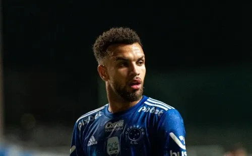 Foto: Alessandra Torres/AGIF – Jajá pode ser baixa no Cruzeiro por lesão