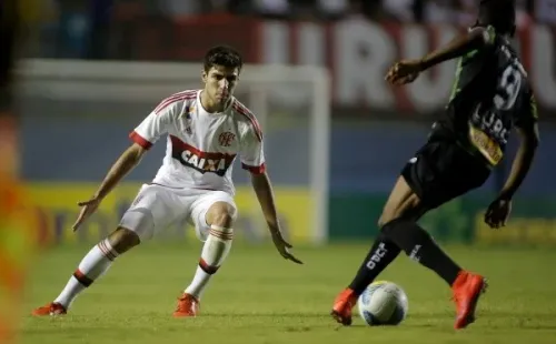 Agif/Daniel Vorley – Thiago Ennes jogou pelo Náutico em 2018.