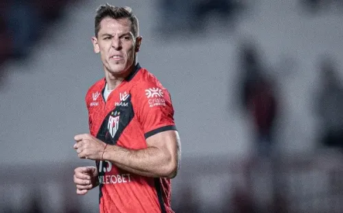 Agif/Heber Gomes – Churín não pode defender Atlético Goianiense na Copa do Brasil.