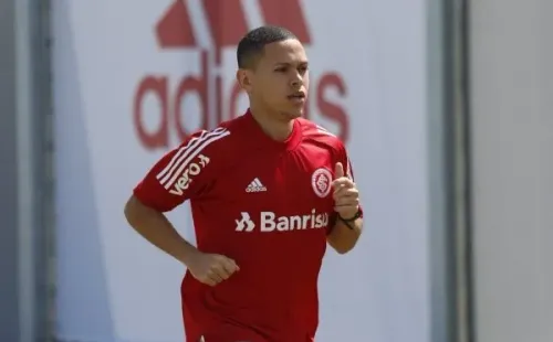 Marcos Guilherme deve rescindir para jogar no São Paulo – Foto: Ricardo Duarte/Internacional