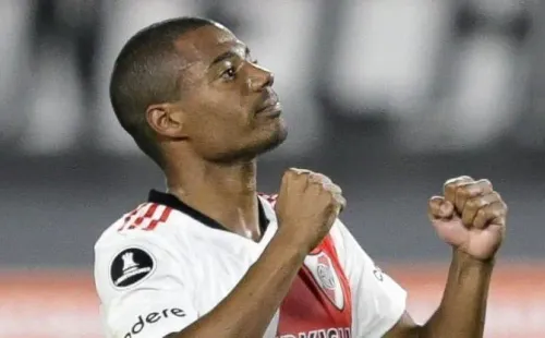 ©Foto: Fotobairesarg/AGIF- De la Cruz é o grande alvo da torcida do Palmeiras para substituir Scarpa em 2023