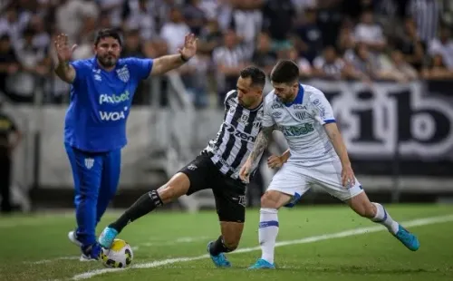 Foto: Lucas Emanuel/AGIF – Leão chegou a finalizar mais vezes e ainda teve mais posse de bola