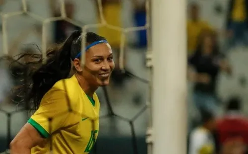 Foto: Rebeca Reis/AGIF – Com um gol e uma assistência, Bia Zaneratto foi a principal jogadora na classificação do Brasil
