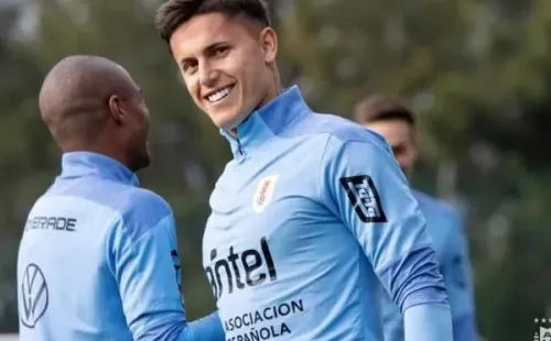 Foto: Divulgação/Federación Uruguaya de Fútbol – Brian Rodríguez já teve oportunidade de defender a Celeste