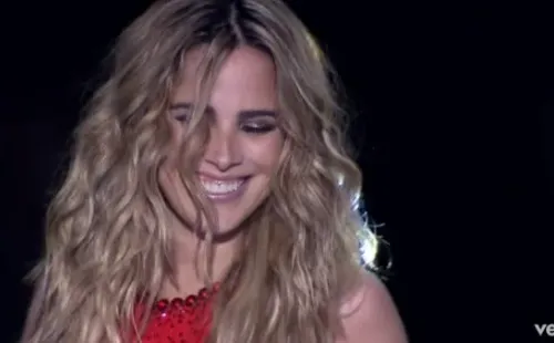 Wanessa Camargo sorrindo. Foto: Reprodução/YouTube Wanessa – “Não Resisto a nós Dois (Ao Vivo)”