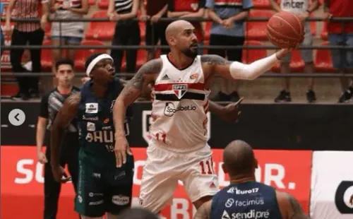 Marquinhos durante a derrota para o Bauru na estreia da fase de realinhamento. Foto: Foto: Rubens Chiri/Saopaulofc.net