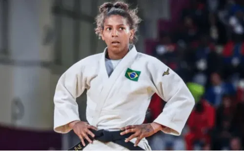 Rafaela Silva, um dos principais nomes do Brasil no Mundial. Reprodução/Twitter oficial do Time Brasil