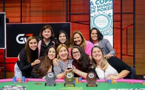 Mesa final do Ladies (Foto: Rafael Terra/WSOP Circuit)