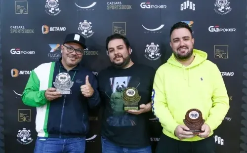 Pódio Freezeout (Foto: Rafael Terra/WSOP Circuit)
