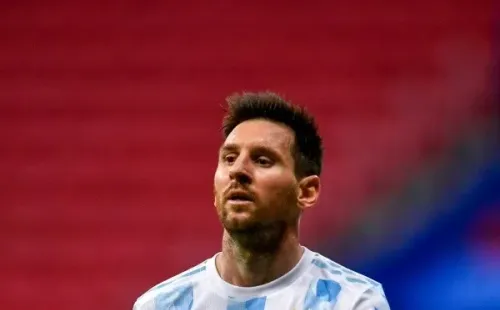 Foto: Mateus Bonomi/AGIF – Messi revelou toda frustração com a derrota na estreia da Copa do Mundo