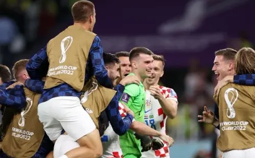 Foto: Michael Steele/Getty Images – Jogadores da Croácia comemoram vaga na Copa