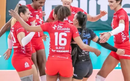 Osasco pode ultrapassar o Minas e assumir a 2ª posição. Foto: Fernando Teramatsu / Reprodução/Instagram oficial de Osasco Voleibol Clube