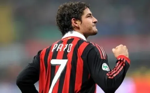 Foto: Dino Panato/Getty Images – Pato fez muito sucesso com a camisa do Milan