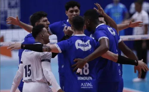 Minas se classificou em 3º colocado na Superliga.     Foto: Orlando Bento/Minas Tênis Clube