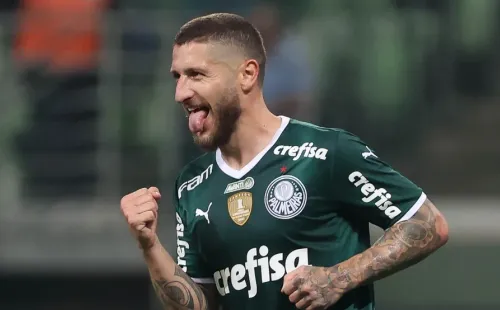 Zé Rafael comemora gol pelo Palmeiras  — Foto: César Greco