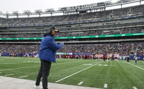 Head Coach Joe Judge of the New York Giants talks to the officials in the fourth quarter of the game against the San Francisco 49ers at MetLife Stadium on January 09, 2022 in East Rutherford, New Jersey. (Photo by Elsa/Getty Images)