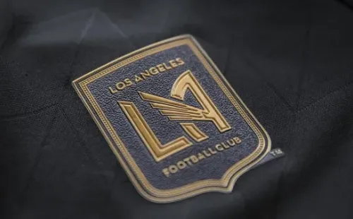 El equipo intenta respetar sus colores iniciales: negro y dorado.