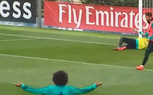 ¿QUÉ HICISTE, CR7? La reacción de Marcelo con los brazos abiertos.