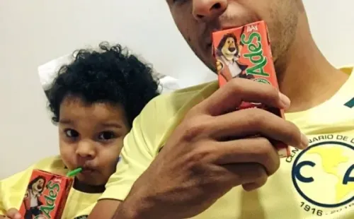 Con la piel del América: Thiago y Cecilio Domínguez.