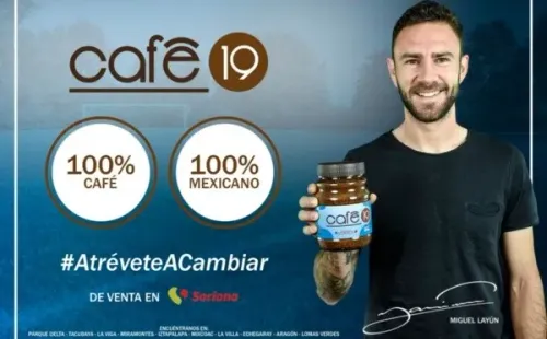 Layún luce su marca en las redes sociales.