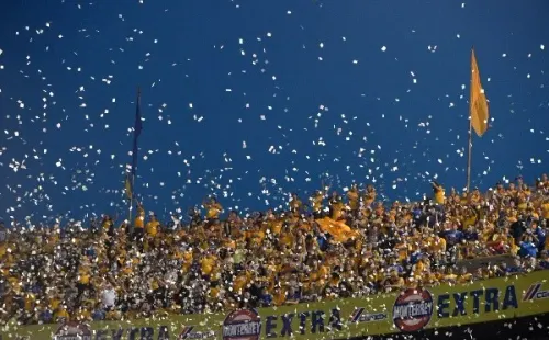 La afición de Tigres muestra toda su pasión en El Volcán.
