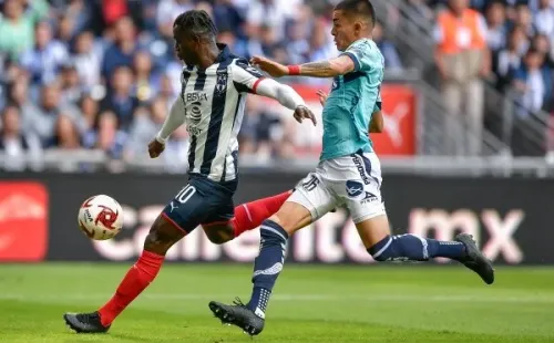 Aké Loba deberá hacer méritos para pelearle el puesto a Funes Mori y Janssen.