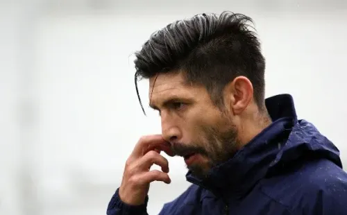 Oribe Peralta también cruzó a Osorio (Jam Media)