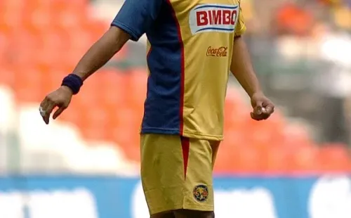 Al chileno le gustaría ver a Eduardo Vargas con el jersey de América. (Jam Media)