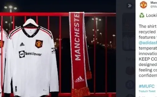 Camiseta de Manchester United. Twitter.