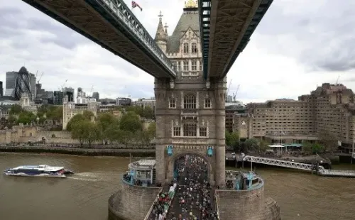 El puente de Londres, uno de los tantos atractivos visuales de la carrera (Getty Images)