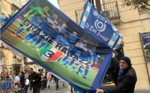 La ciudad de Napoli ya siente el tercer scudetto.