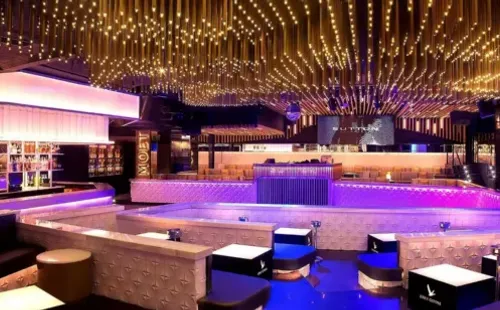 Sutton, la discoteca en donde Dani Alves habría cometido el acto por el que se lo acusa.