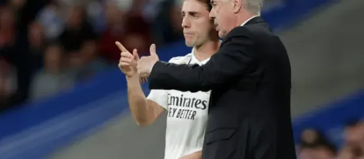 Álvaro Odriozola iba a ingresar por Marco Asensio y finalmente lo hizo por Eduardo Camavinga. Getty Images.