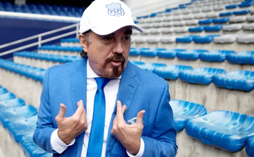 José Auad: No soy Dios, pero si gano la presidencia de Emelec,  revolucionaré el fútbol; vendrán Luis Suárez y un técnico que será una  bomba, y jugaremos la final de la Copa